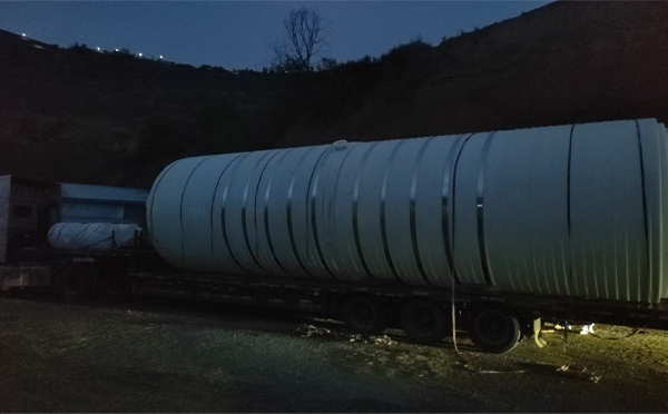 张掖圆桶运输途中