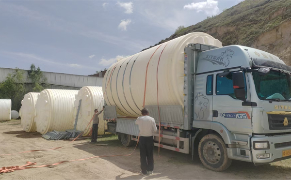 张掖立式运输桶装车中
